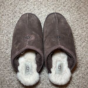 UGG Women’s Brown Suede Shearling-Lined Slip-On Slippers